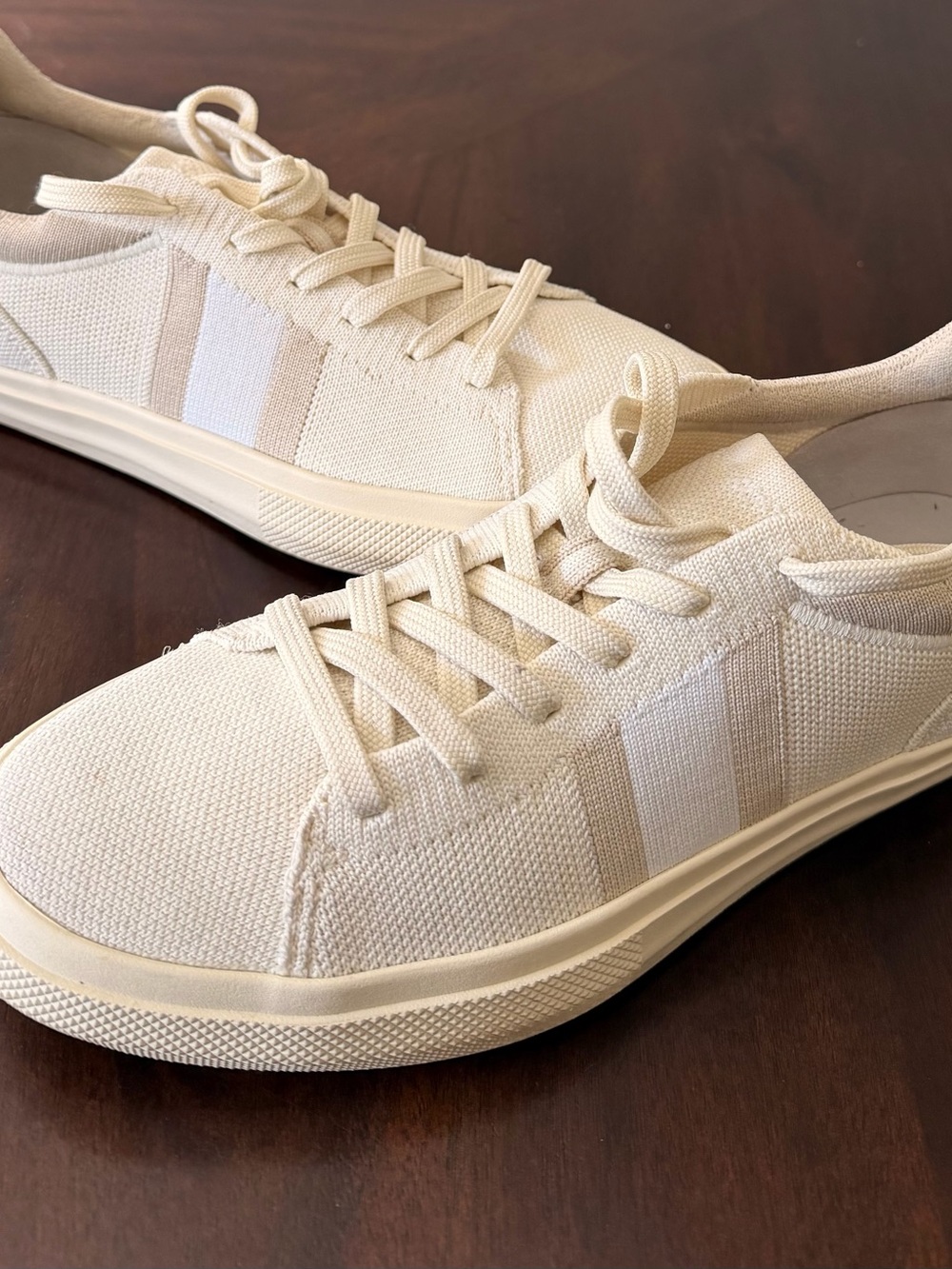 Rothy’s The Lace Up Sneaker Vanilla Women’s Size 8.5 Cream Ivory Knit Shoes